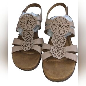 Natural Soul Women's Tank Bev Sandals  Cutout Design Summer Feminine Size 10
